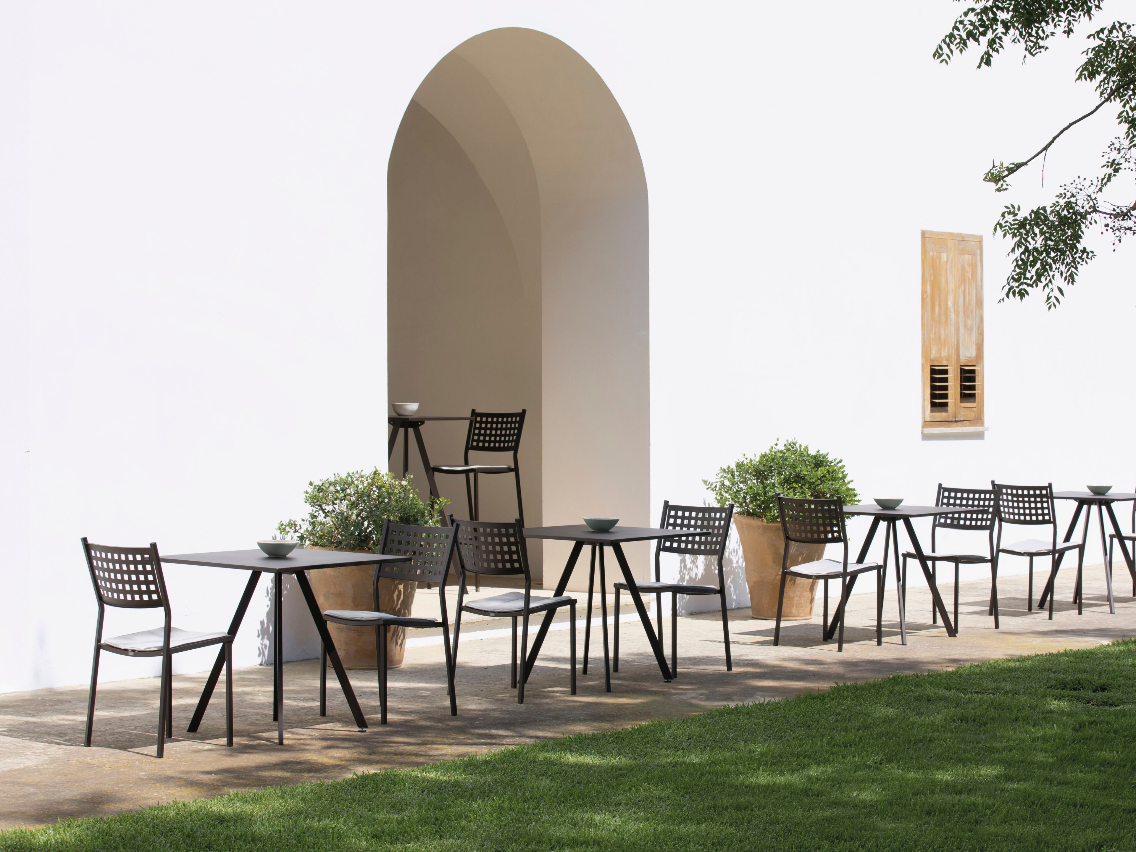 CH904H by Vermobil - Base per tavoli in metallo - 2