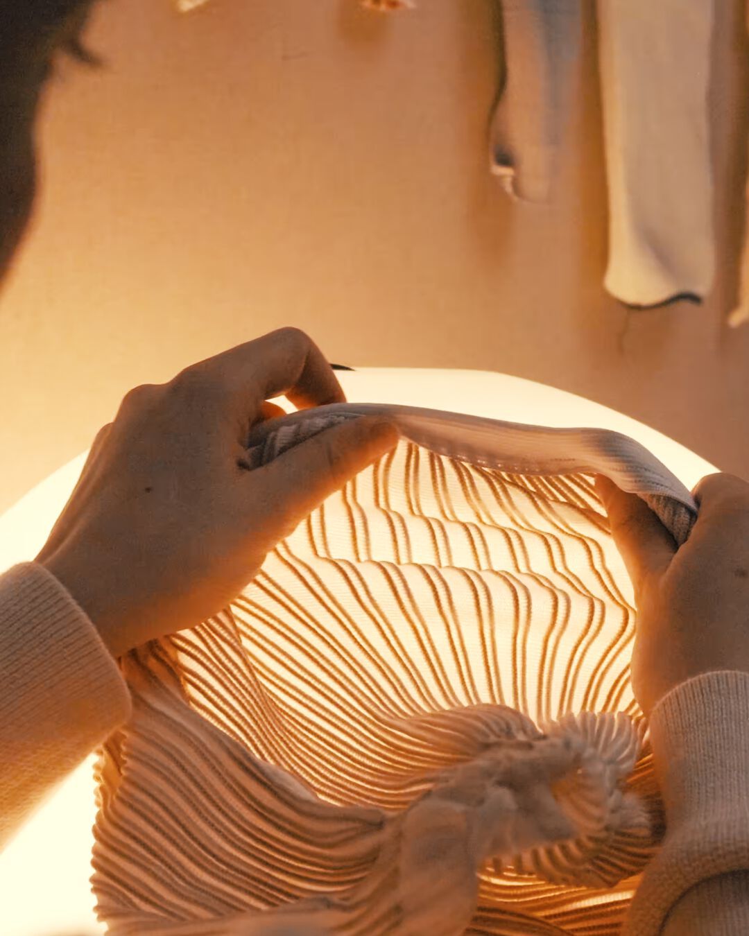 KNIT by Vibia - Lampada a sospensione a LED in tessuto - 17