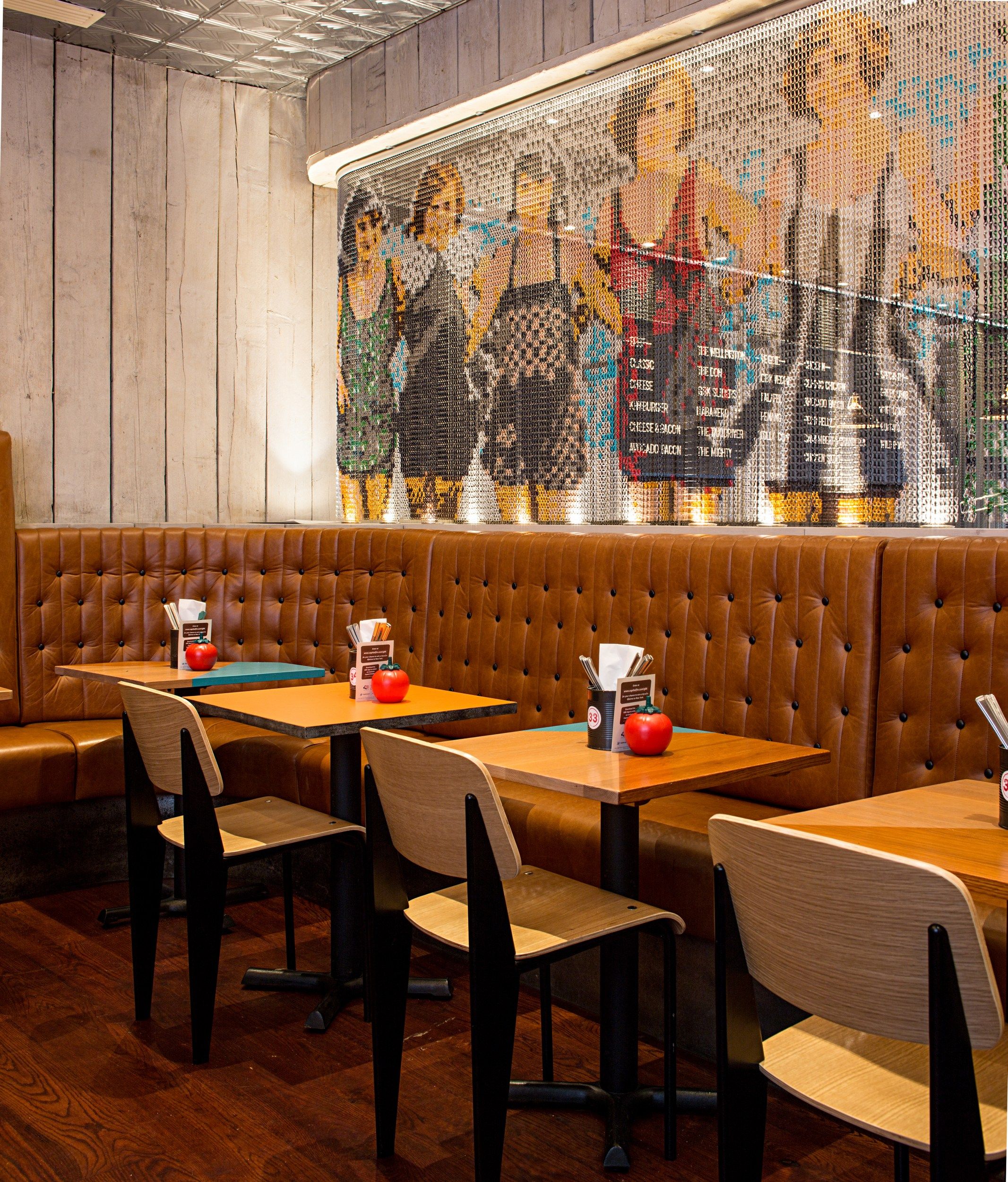 Aluminium chain curtain WALLCOVERING STRAIGHT RESTAURANT IMAGES By