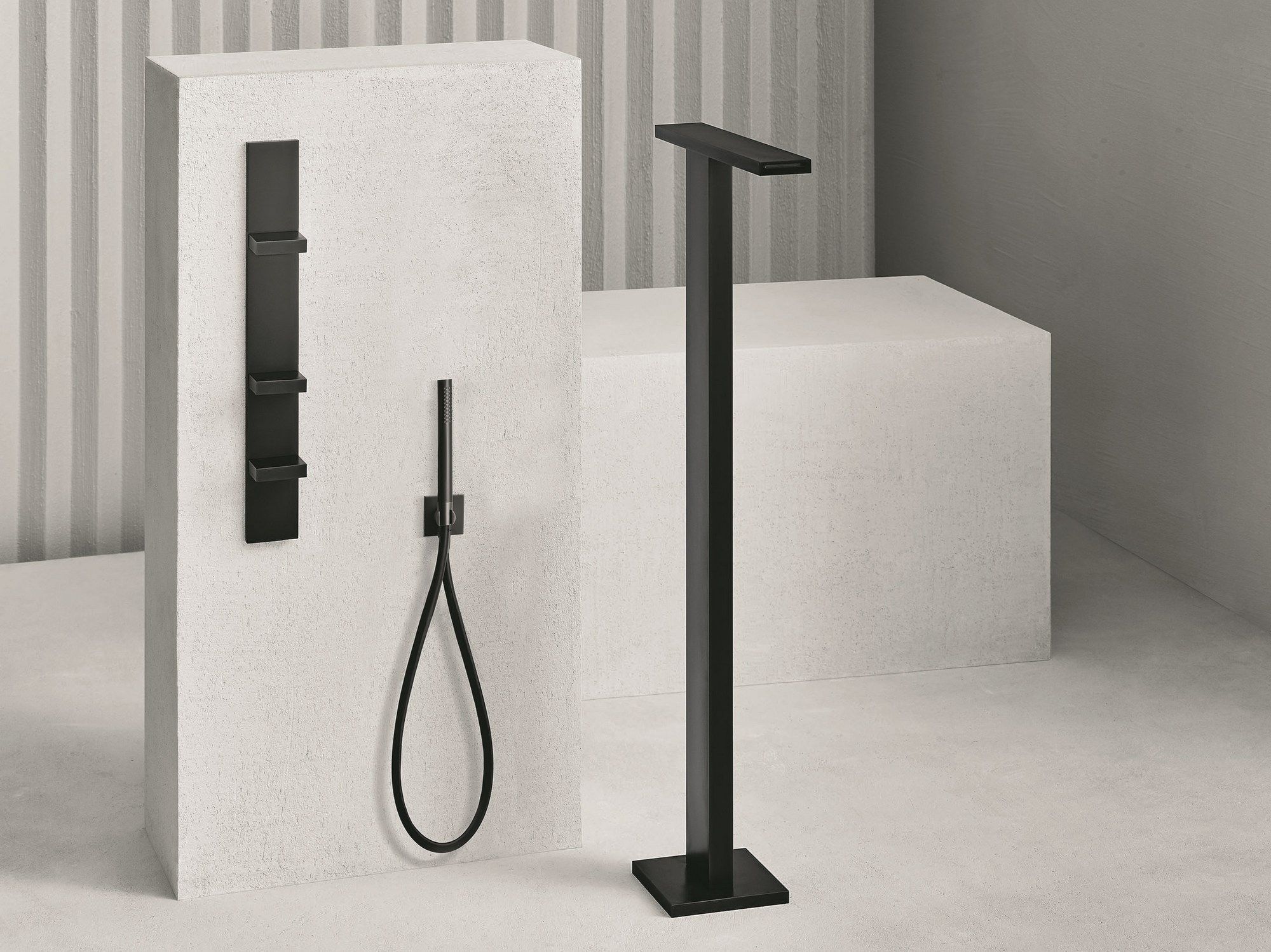 AK/25 by ABOUTWATER - Rubinetto per vasca da terra in metallo