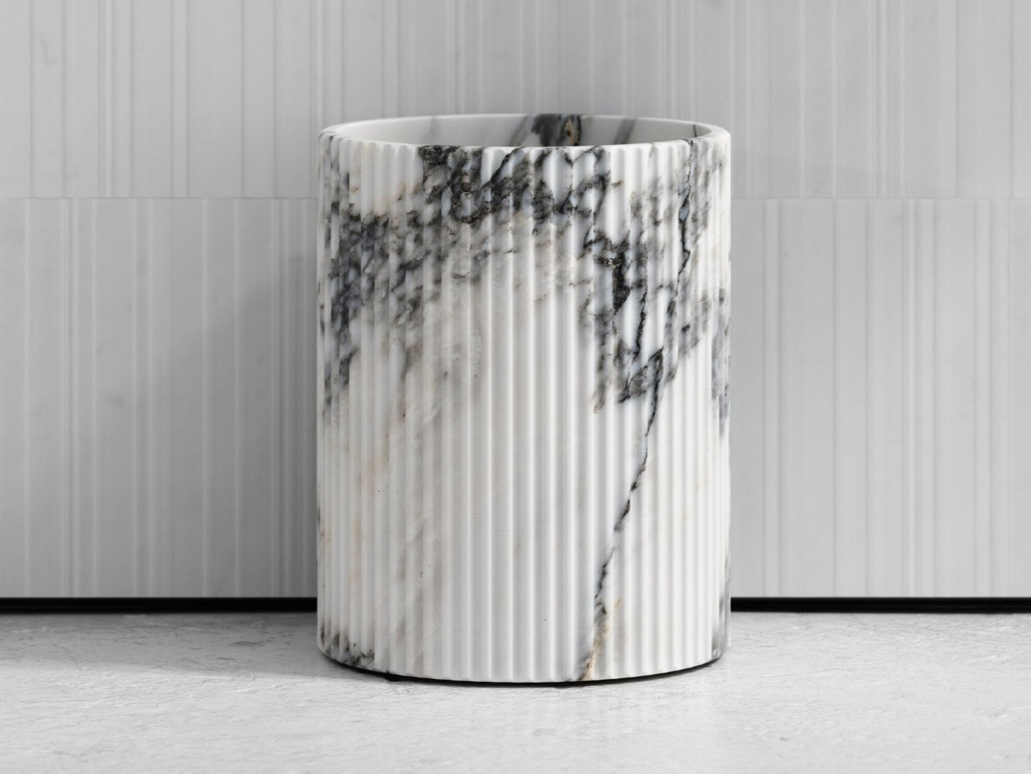 BIJOUX | Arabescato marble bathroom waste bin Arabescato marble ...