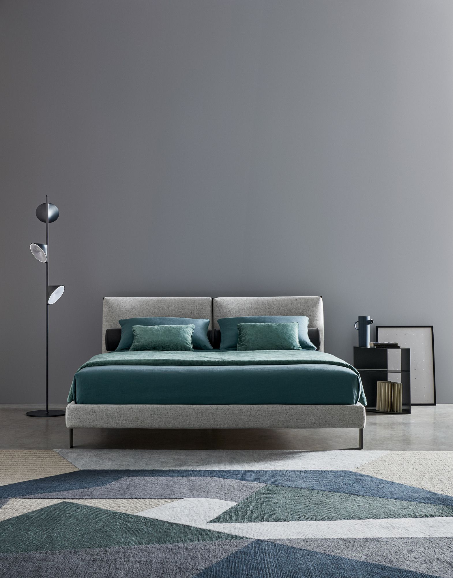 BOOK by Twils - Letto matrimoniale in tessuto con testiera imbottita - 3