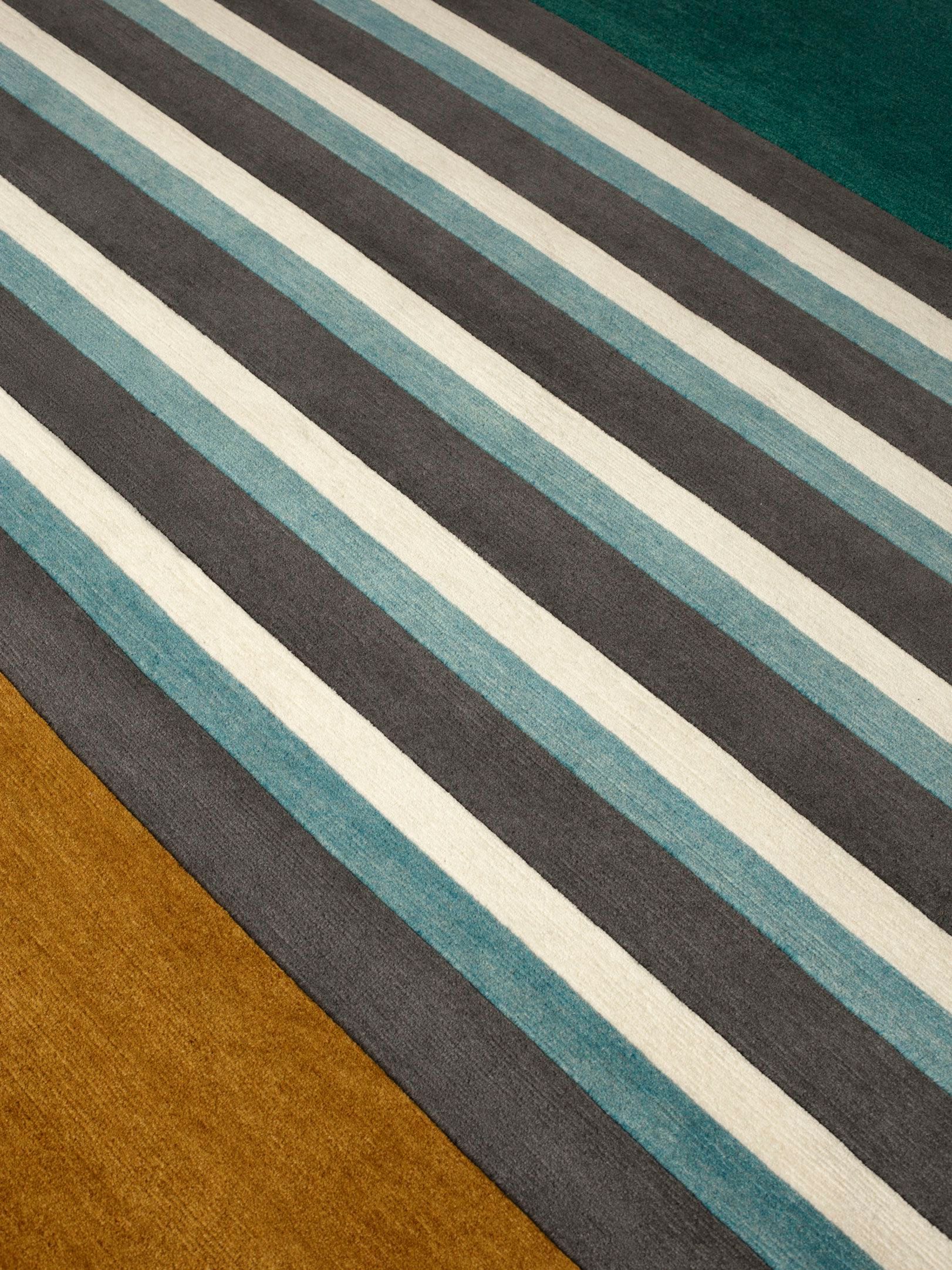 LES ARCS BLEU BLANC GRIS by cc-tapis - Tappeto fatto a mano in lana - 3