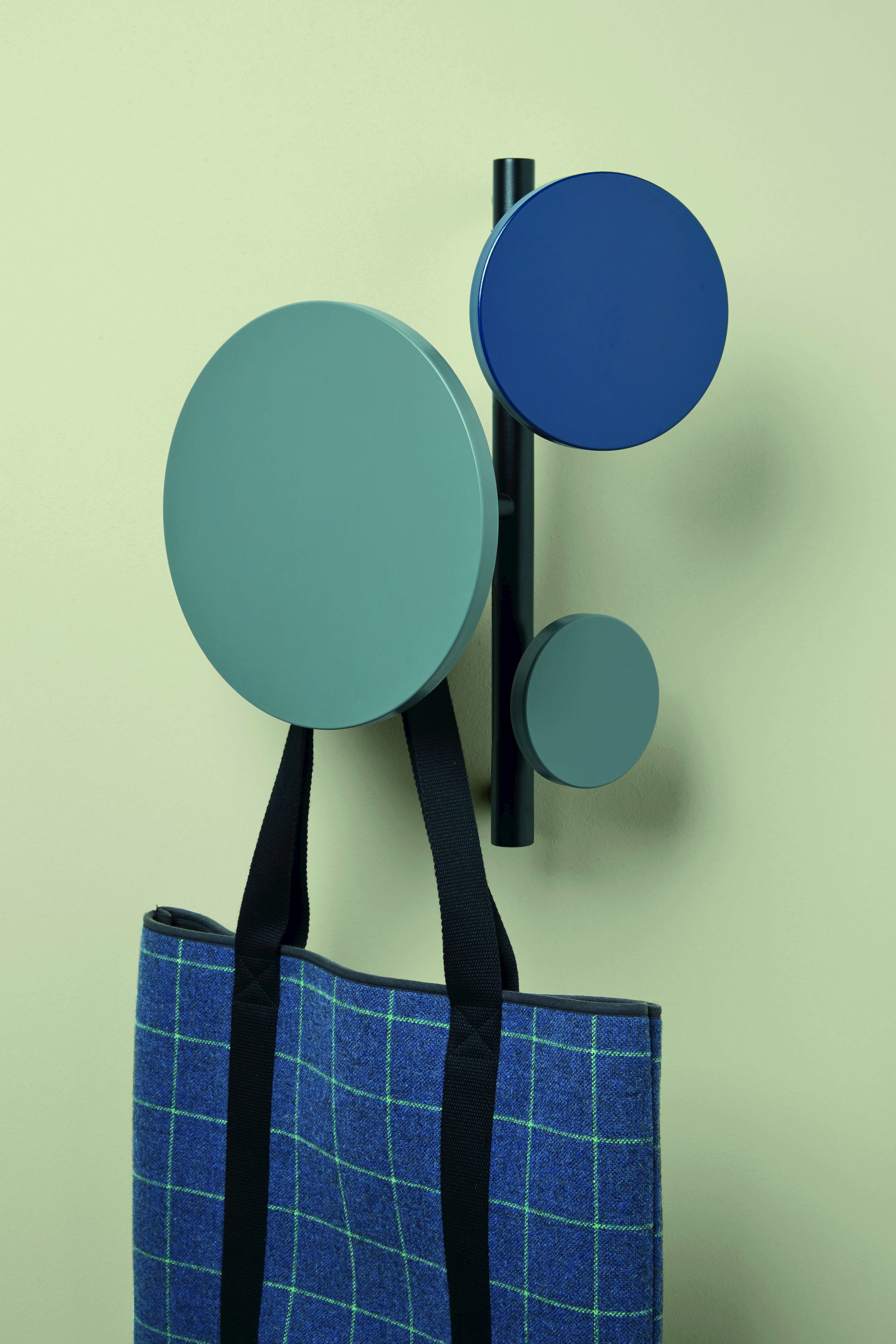 COSMICO Wallmounted coat rack Wallmounted solid wood coat rack By