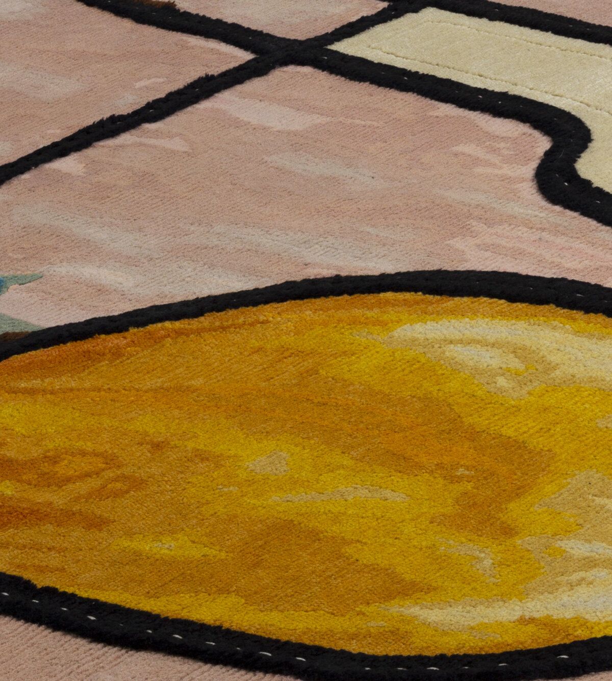 RECLINING FIGURE by cc-tapis - Tappeto a motivi fatto a mano in lana Himalayana - 6