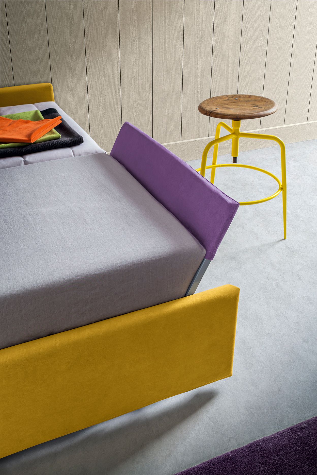 BEDSTORIES Convertible fabric storage bed By Felis design Gianluca Marcon