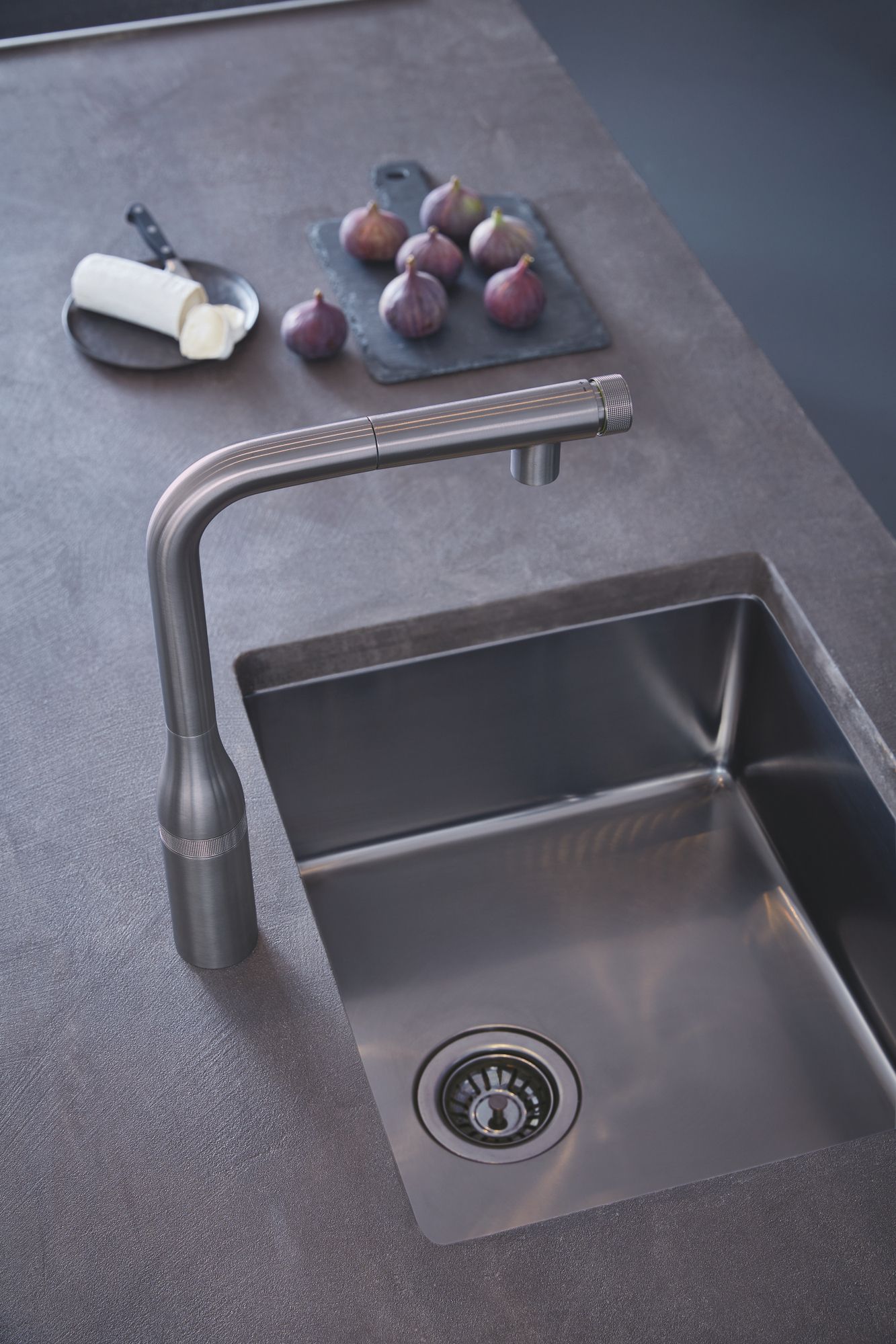 ESSENCE SMARTCONTROL by Grohe - Miscelatore da cucina con comando tramite pulsante - 3