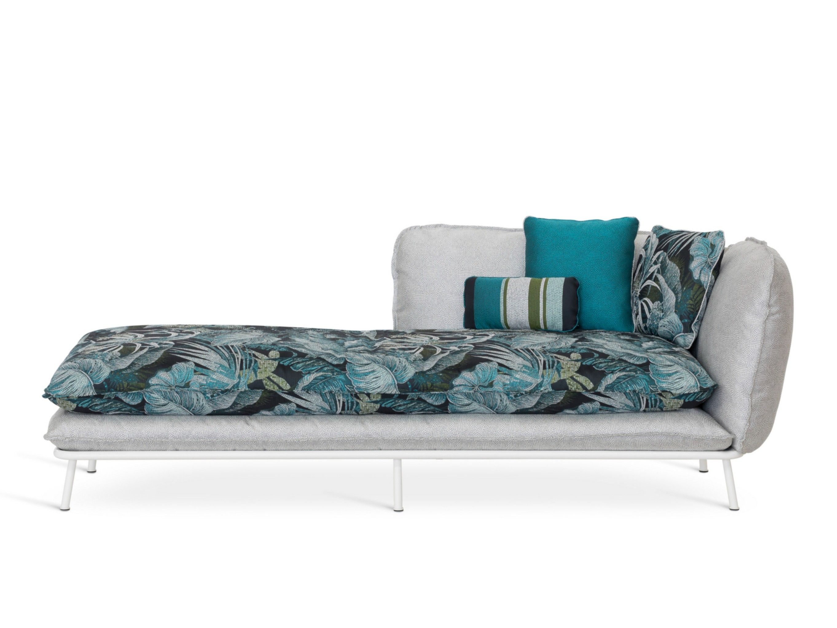 LIPARI Garden daybed By Sicis design Massimiliano Raggi