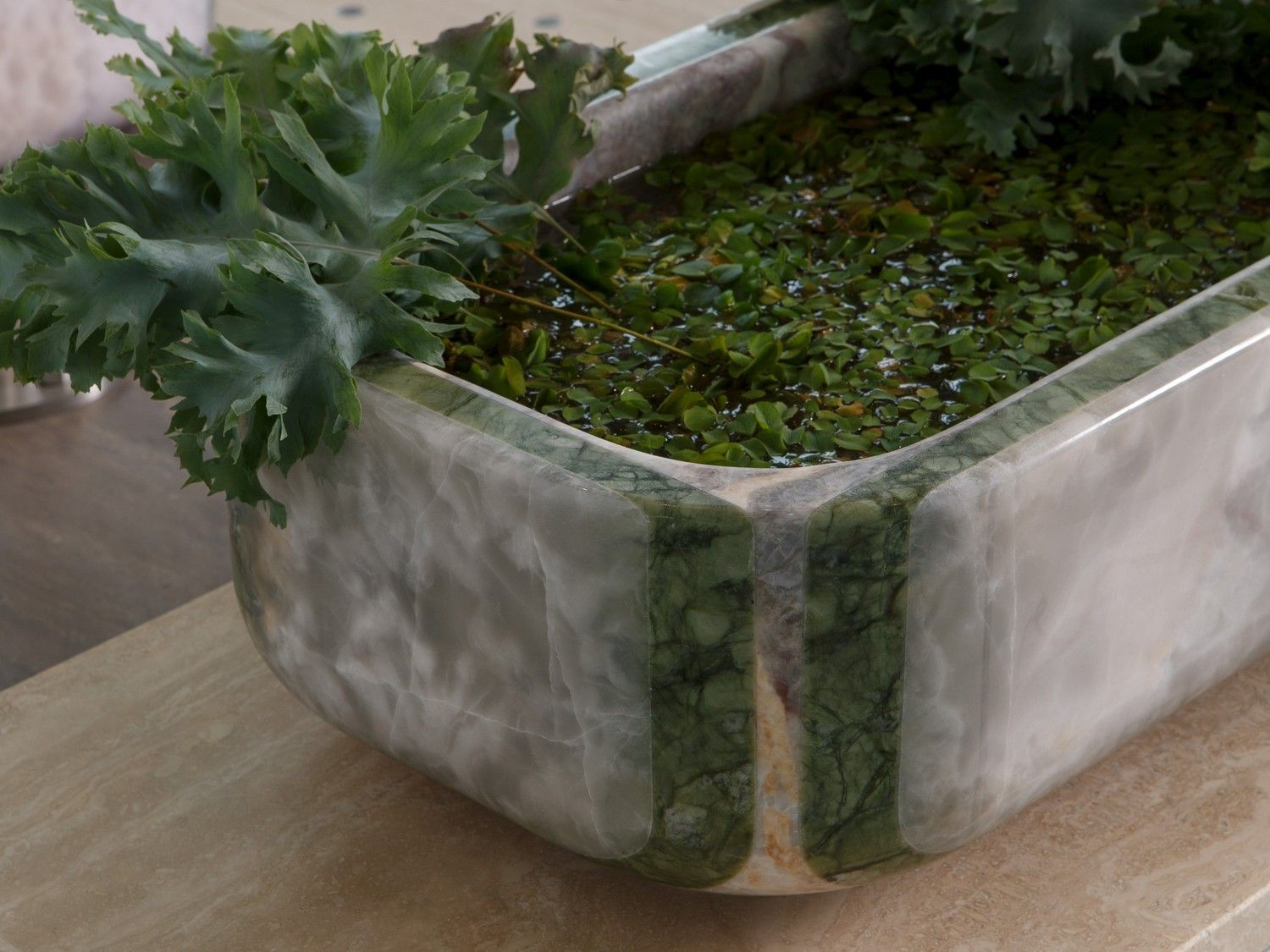 GEODE Low rectangular marble planter By MARGRAF | design Cristina Celestino
