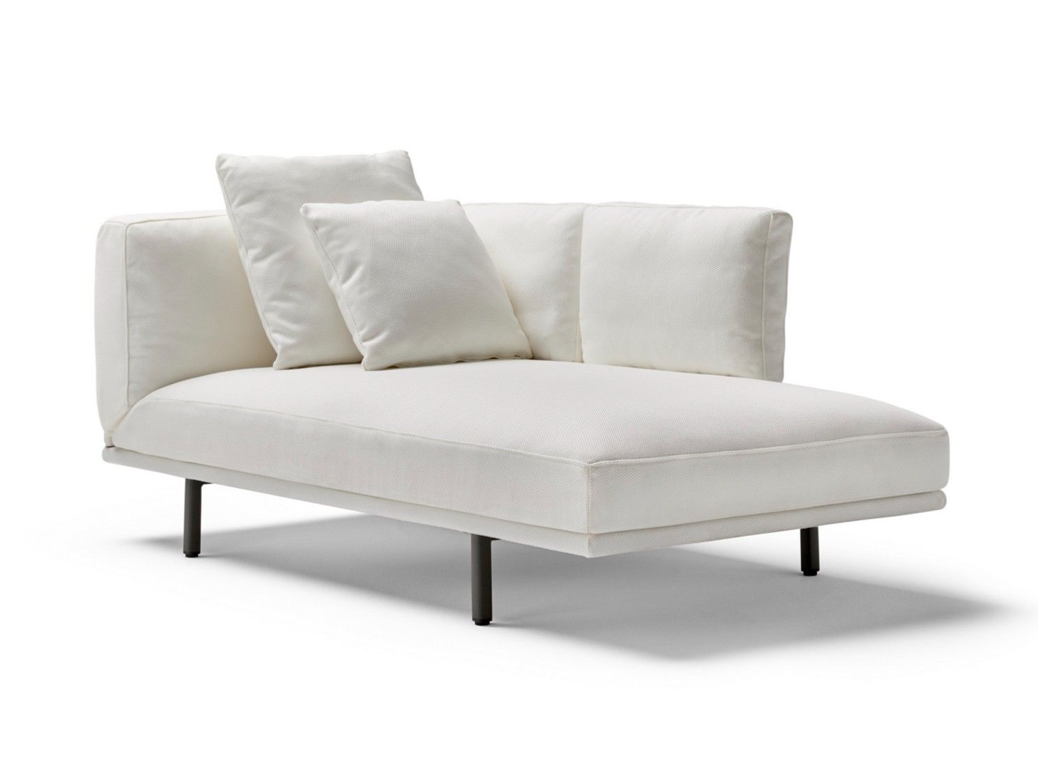 LONG ISLAND Fabric Garden daybed By POINT design Christophe Pillet