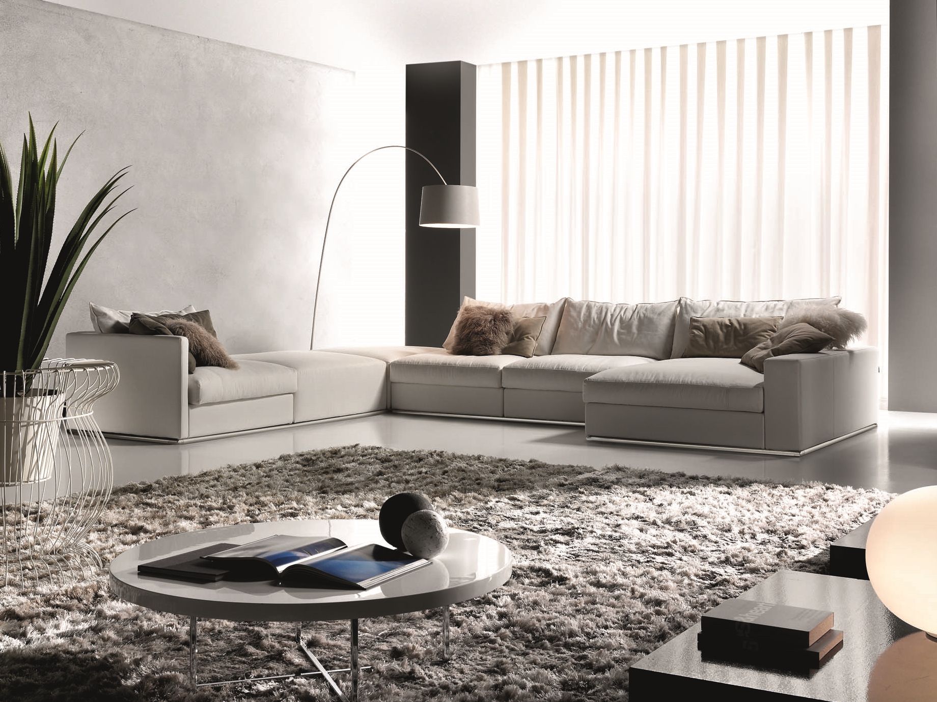 Sectional sofa By Former In Italia