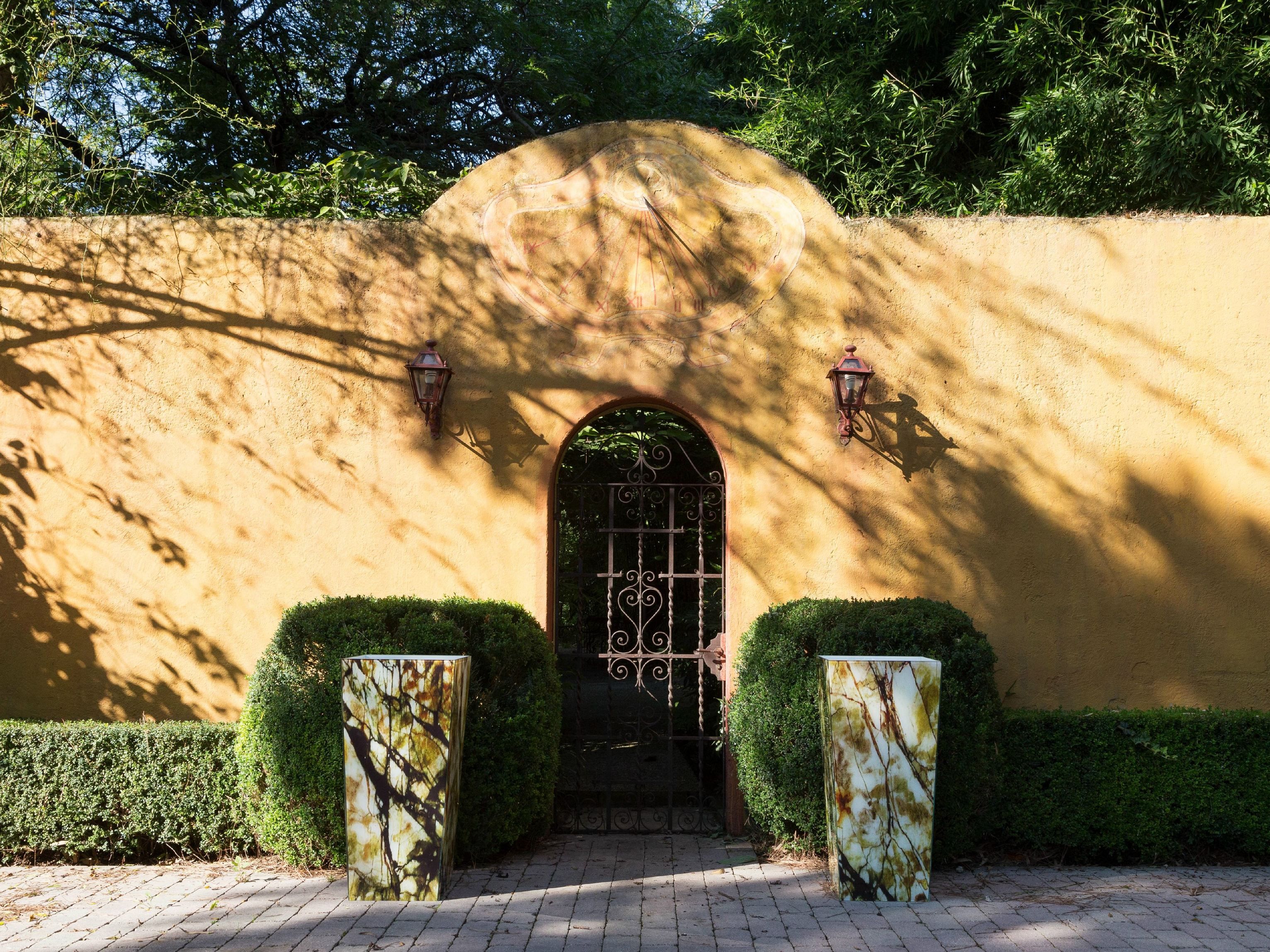 NAOS Tempered glass garden vase By Samuele Mazza Outdoor design