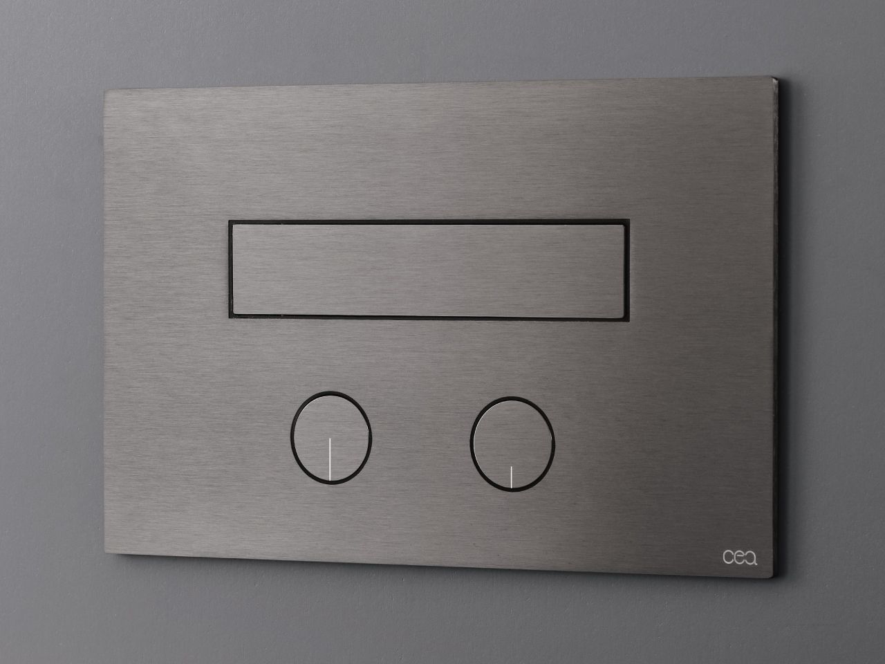 PLA 28 by Ceadesign - Placca di comando per wc in acciaio inox