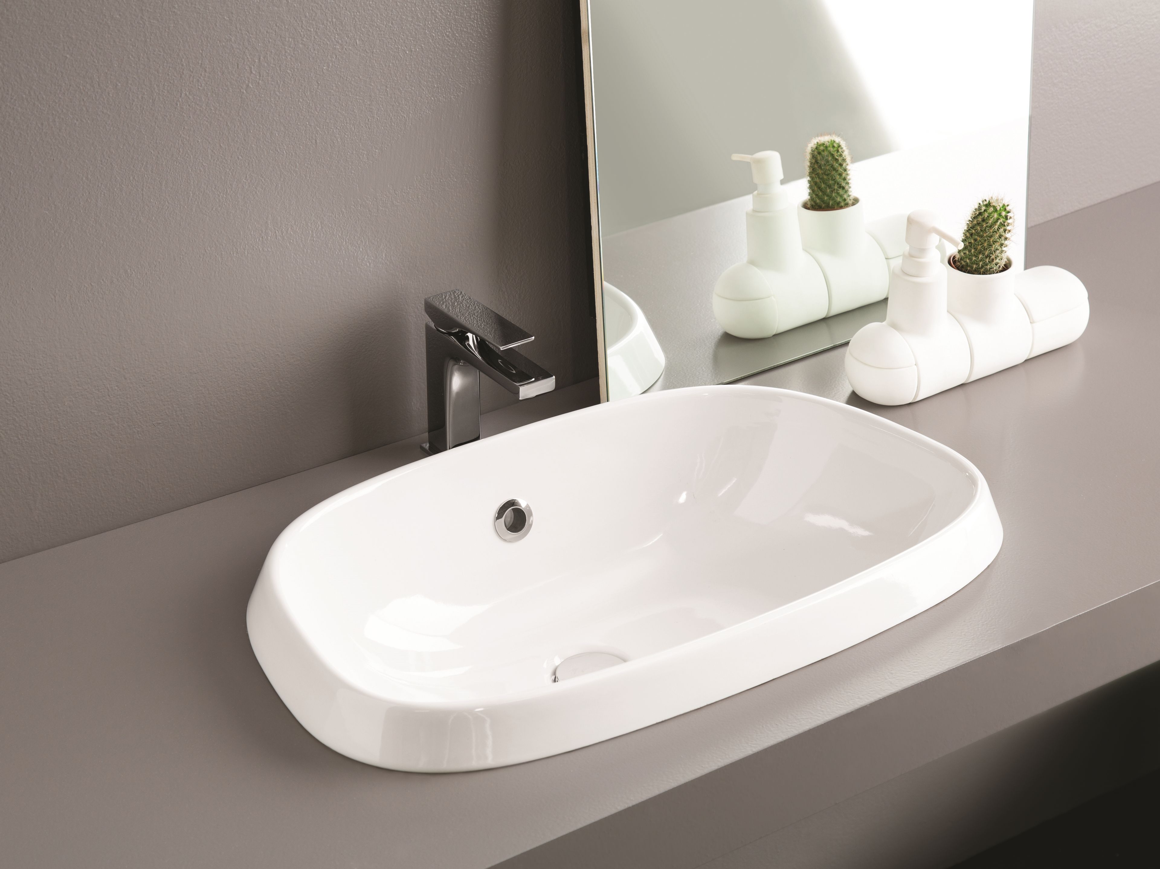 PLETTRO by Artceram - Lavabo da incasso soprapiano in ceramica