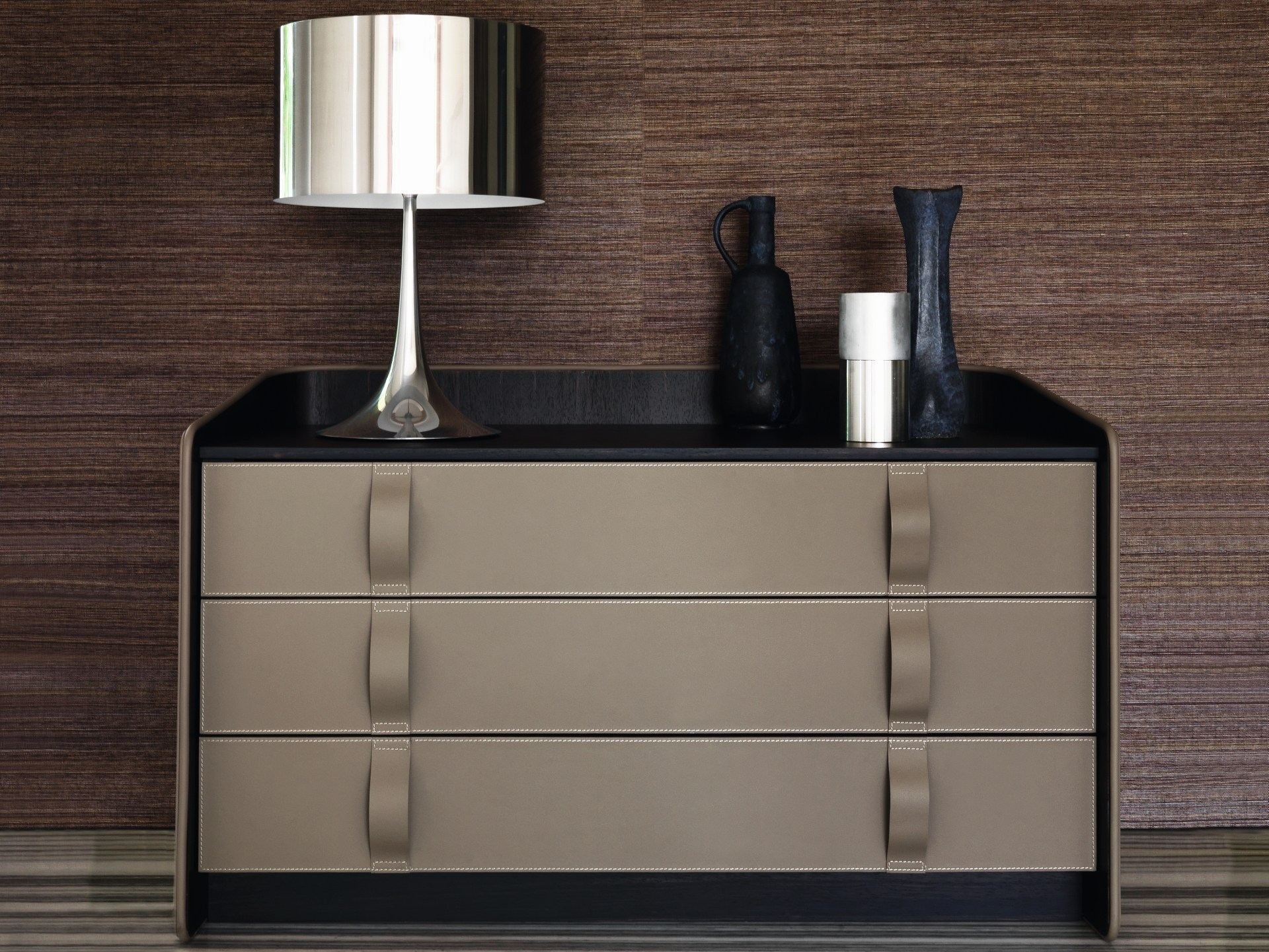 GENTLEMAN Chest of drawers By Flou design Carlo Colombo