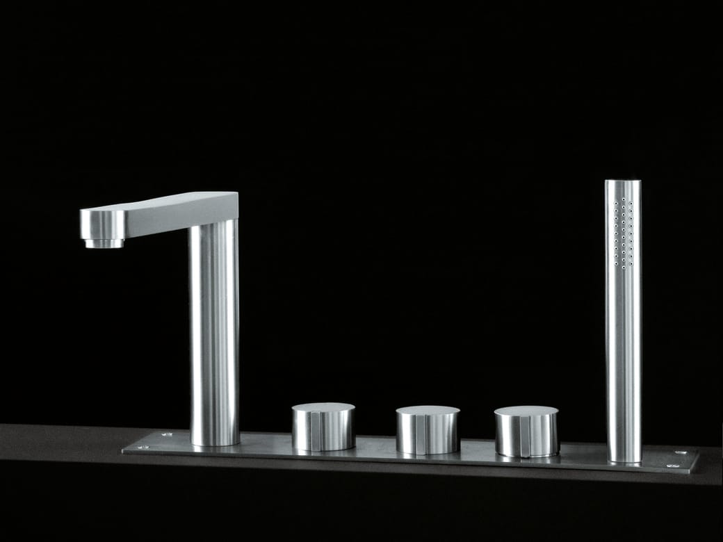 W1 Bathtub tap By Boffi design Norbert Wangen