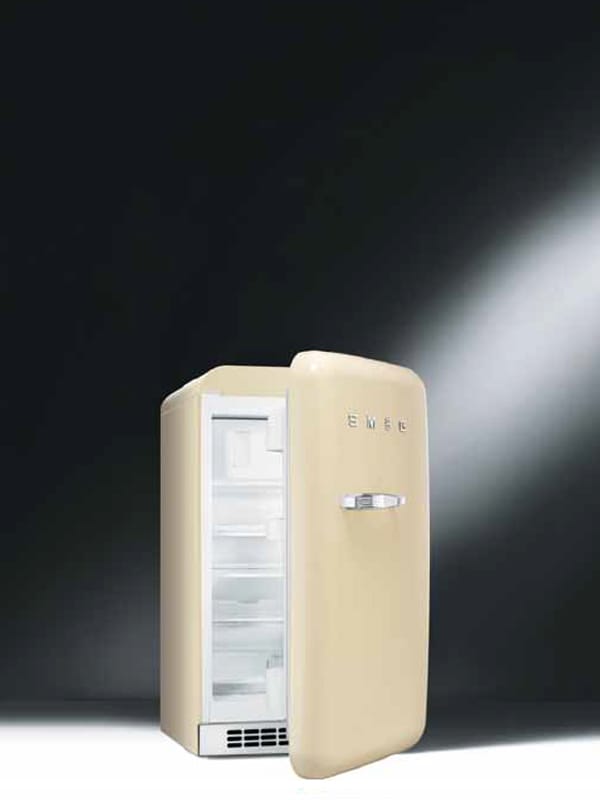 FAB10RP Mini fridge By Smeg