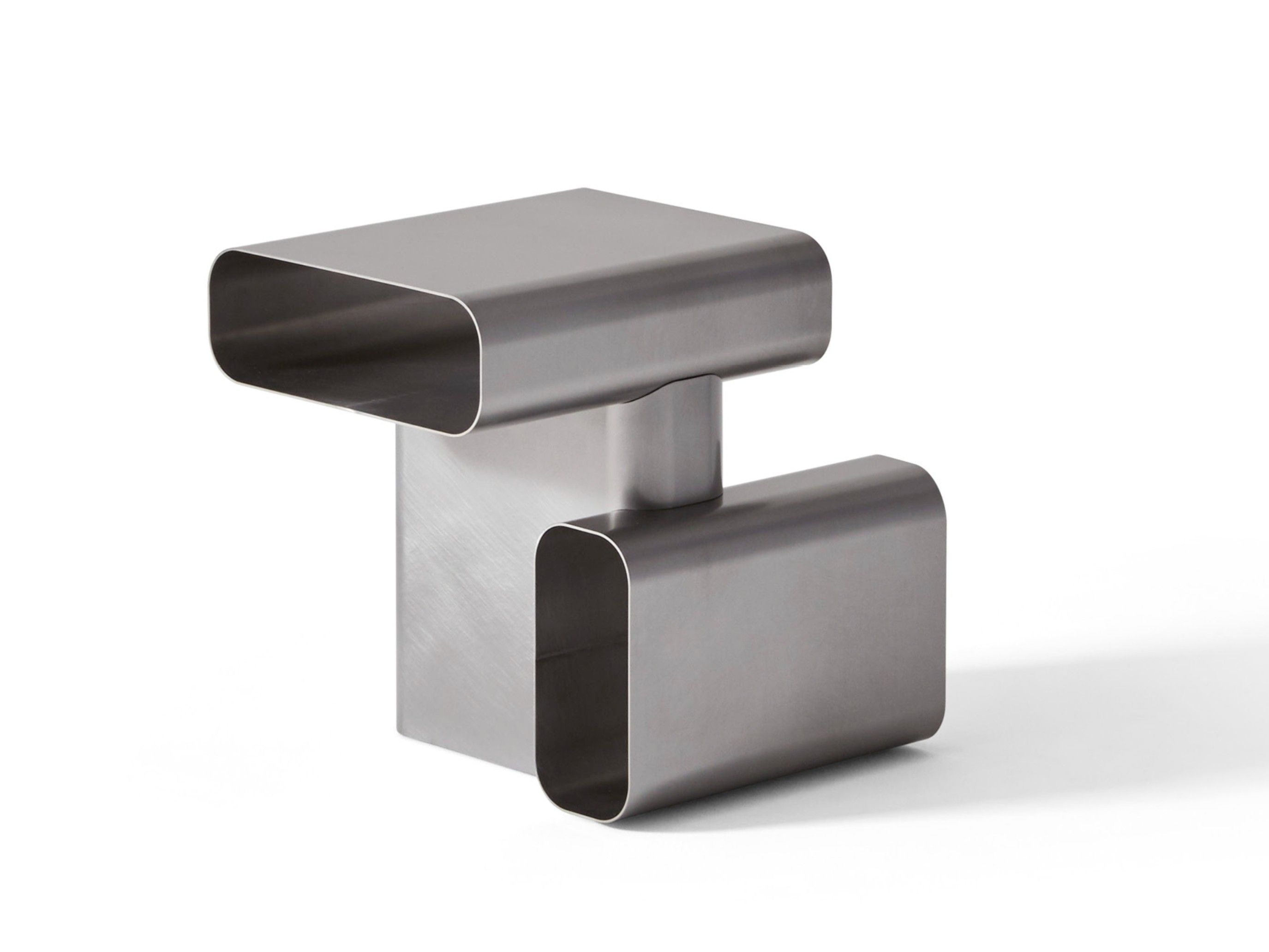 SOFT CORNERS Coffee table By Cassina design Linde Freya Tangelder