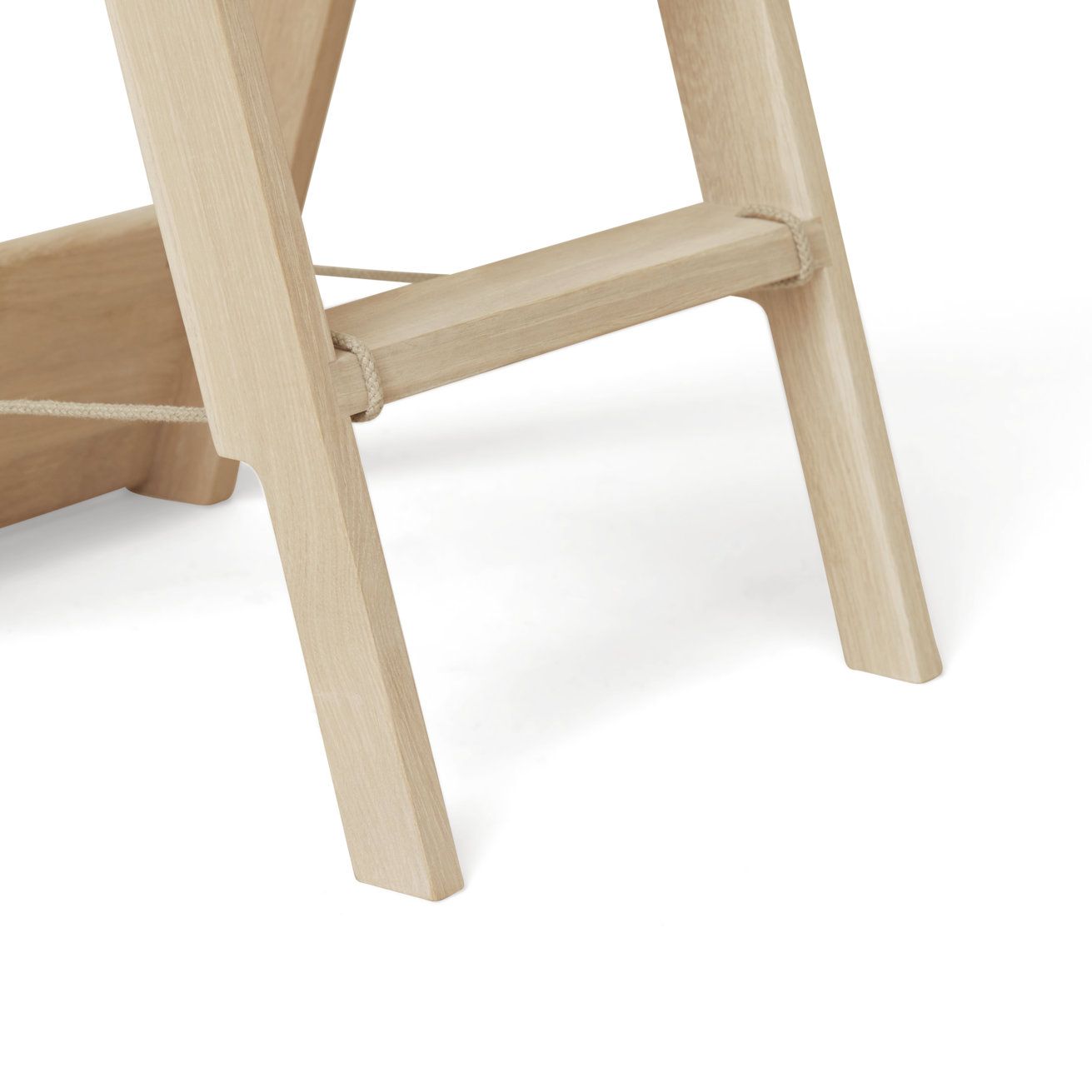 STEP BY STEP by Form & Refine - Scala domestica - 12