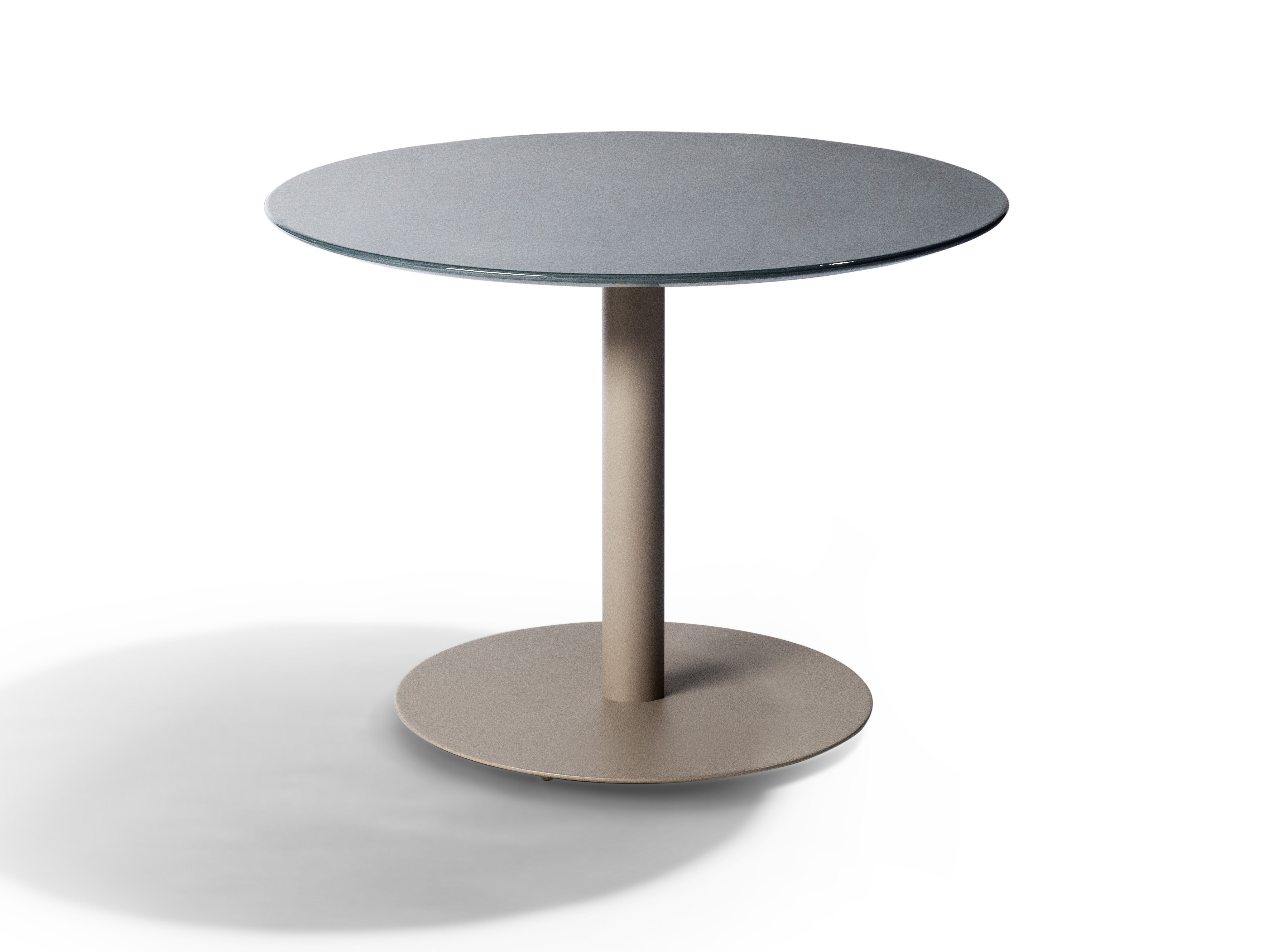 T-TABLE | 桌子 By TRIBÙ