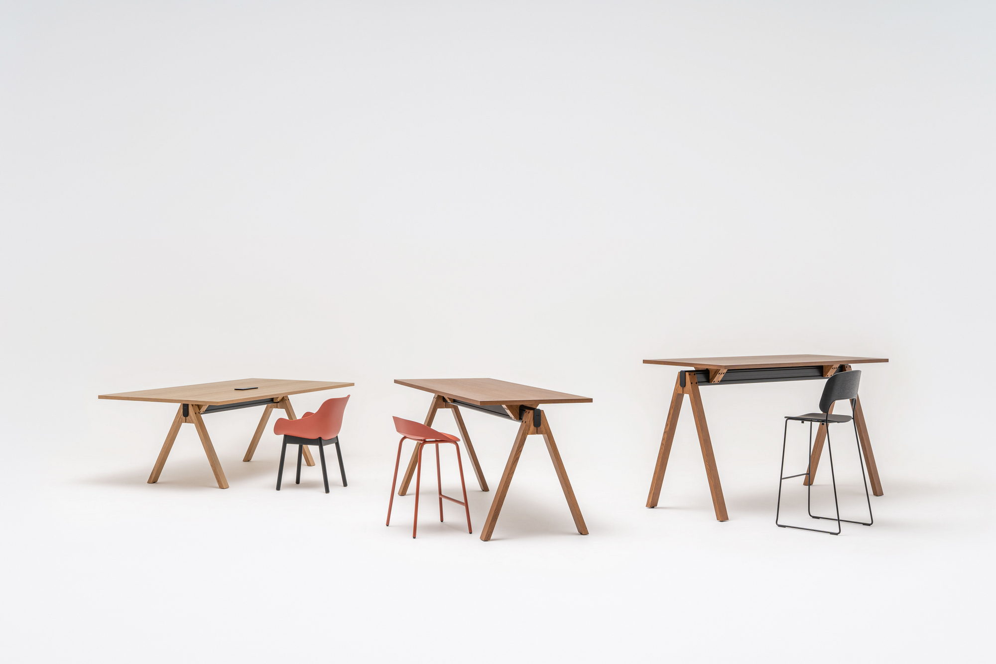 VIGA Rectangular wooden High meeting table By MDD | design YONOH