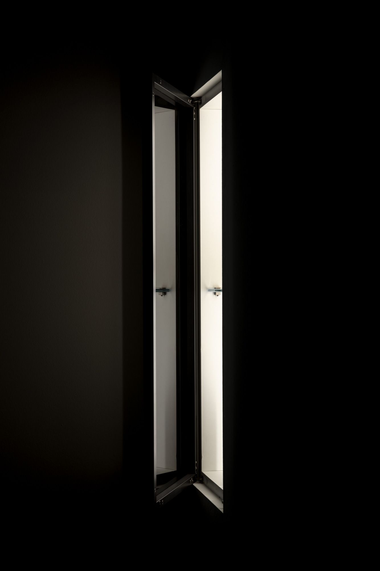 VTHECA by Viva Porte - Nicchia in alluminio e vetro - 10