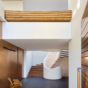 Photo by Alexander Brenner