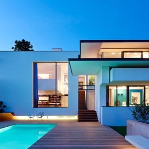 Photo by Alexander Brenner