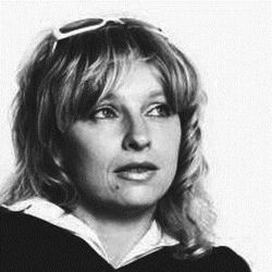 Henrieta Nezpevakova