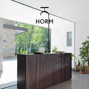 La Madia Leon di Horm cambia colore a seconda del punto di osservazione